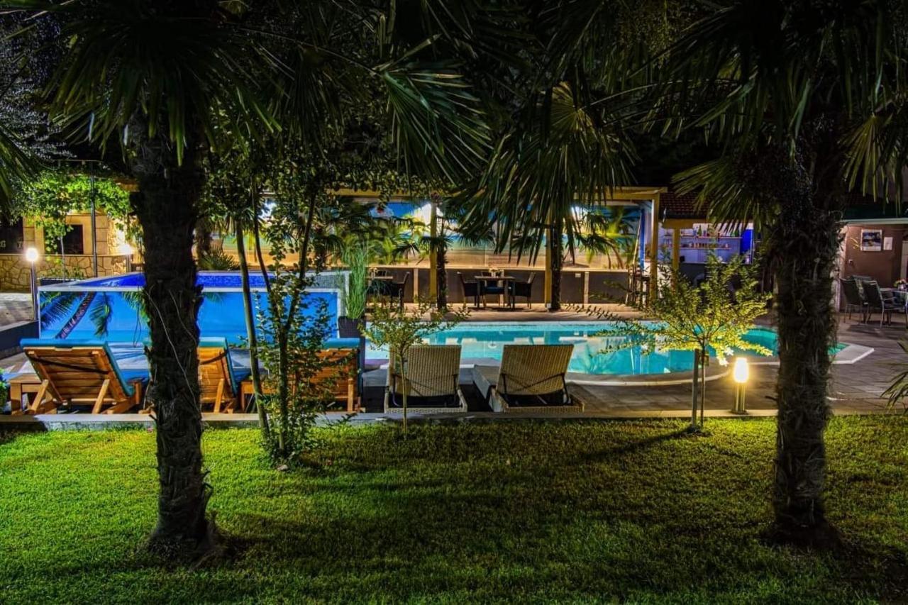 Guest House Milicevic Ljubuski Ngoại thất bức ảnh