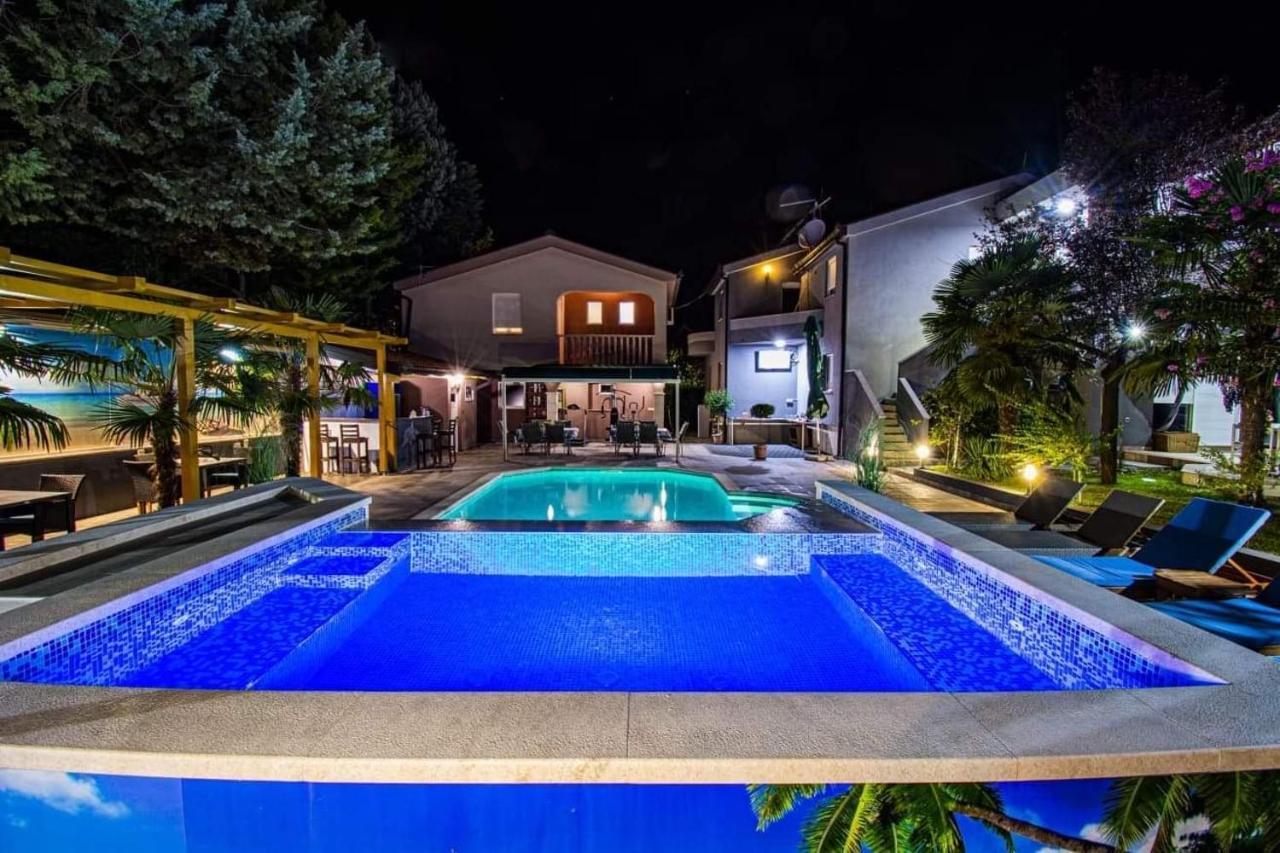 Guest House Milicevic Ljubuski Ngoại thất bức ảnh