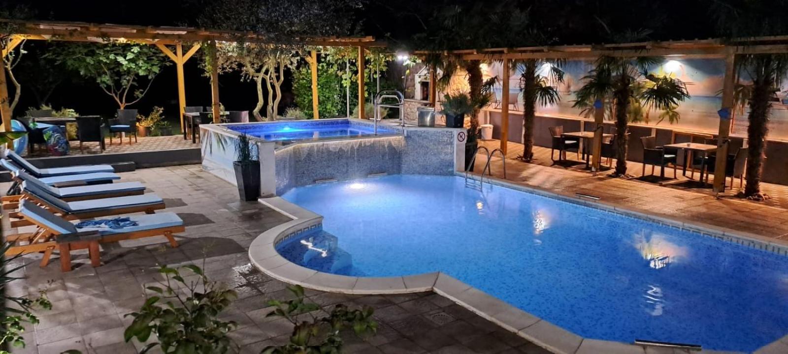 Guest House Milicevic Ljubuski Ngoại thất bức ảnh